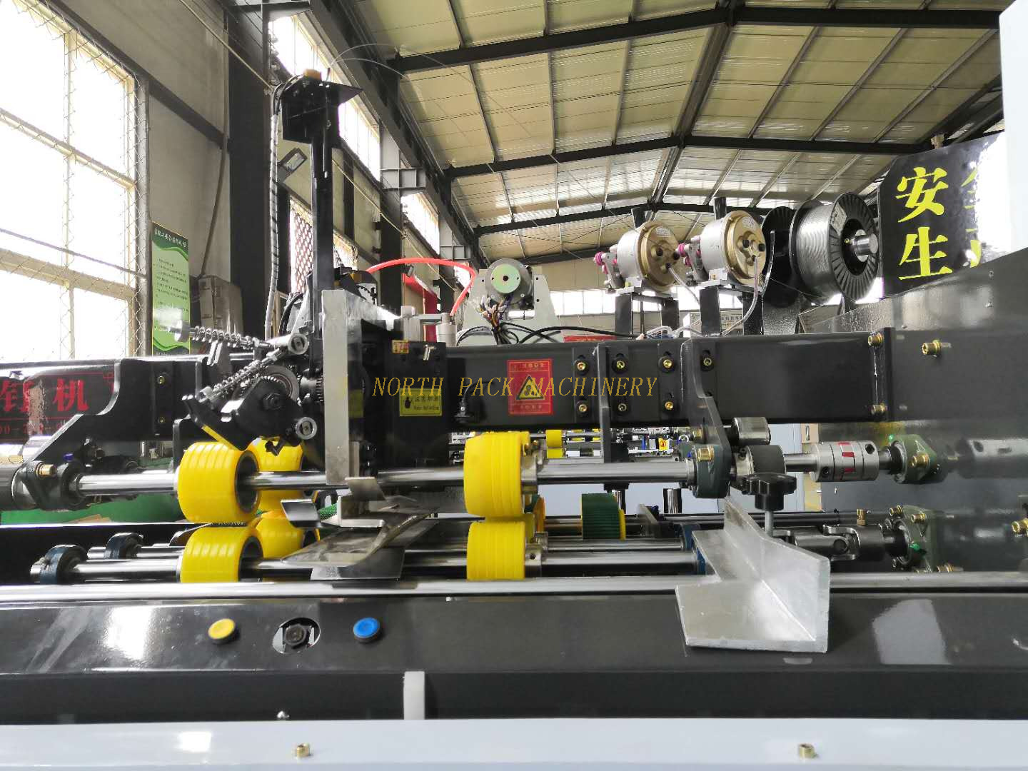 Semi Auto Carton Boxing Stitching Package Machine