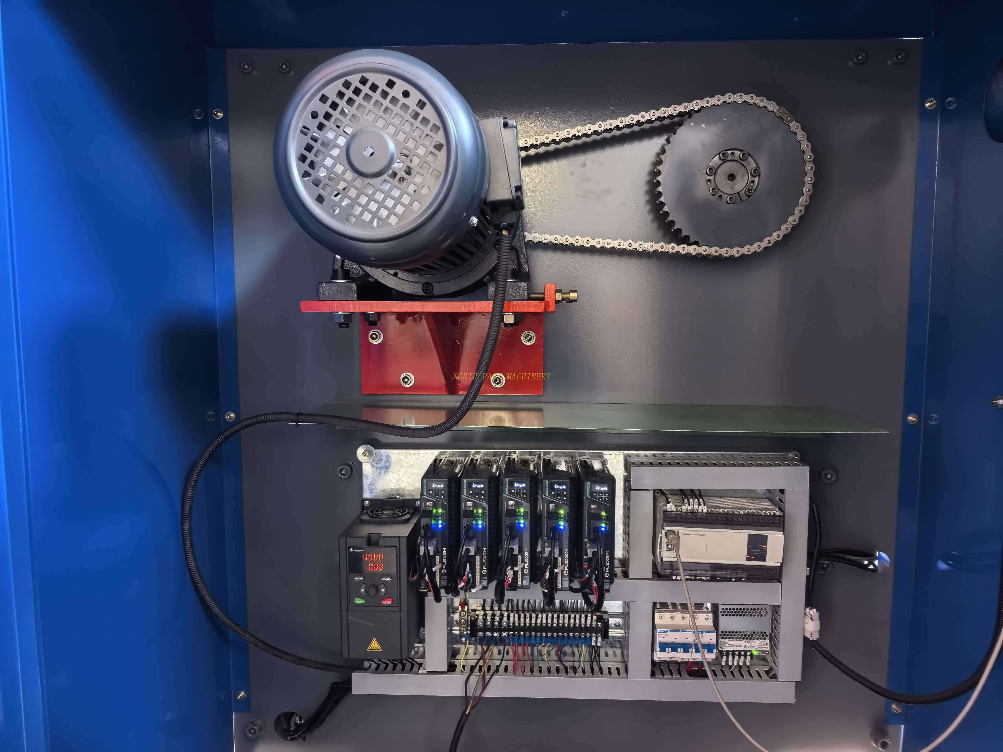 Automatic CNC Intelligent Corner Cutting Machine